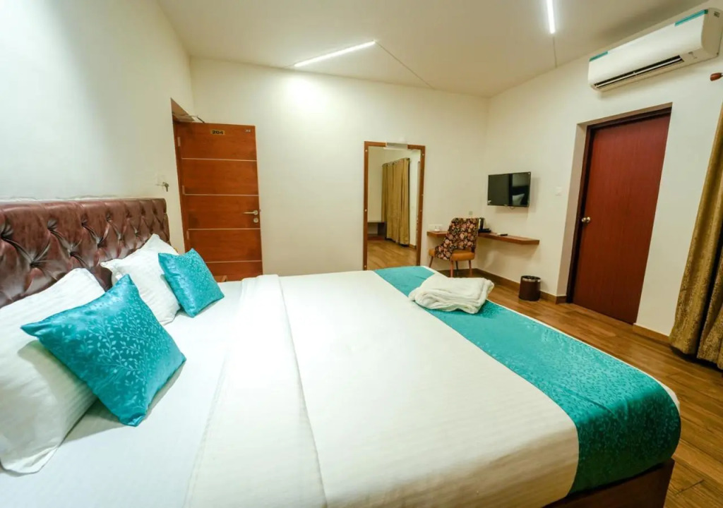 The Kochi Backwater Resort