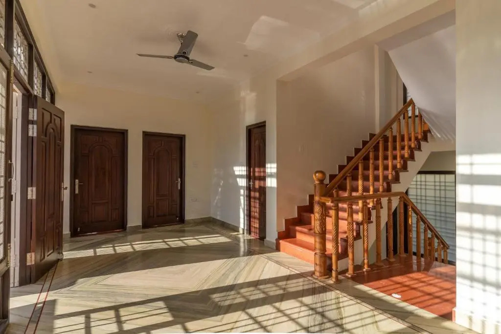 SaffronStays Willow Castle, Bhimtal - Pet-Friendly Home Near Bhimtal Lake