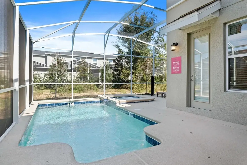 8925 Play Through Drive