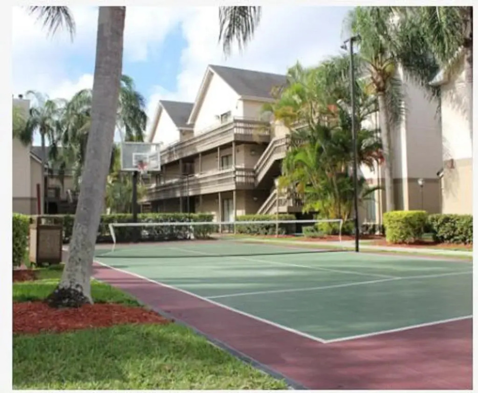 Doral Inn & Suites Miami Airport West