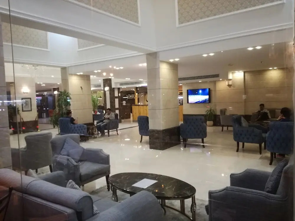Remaz Hotel & Suite