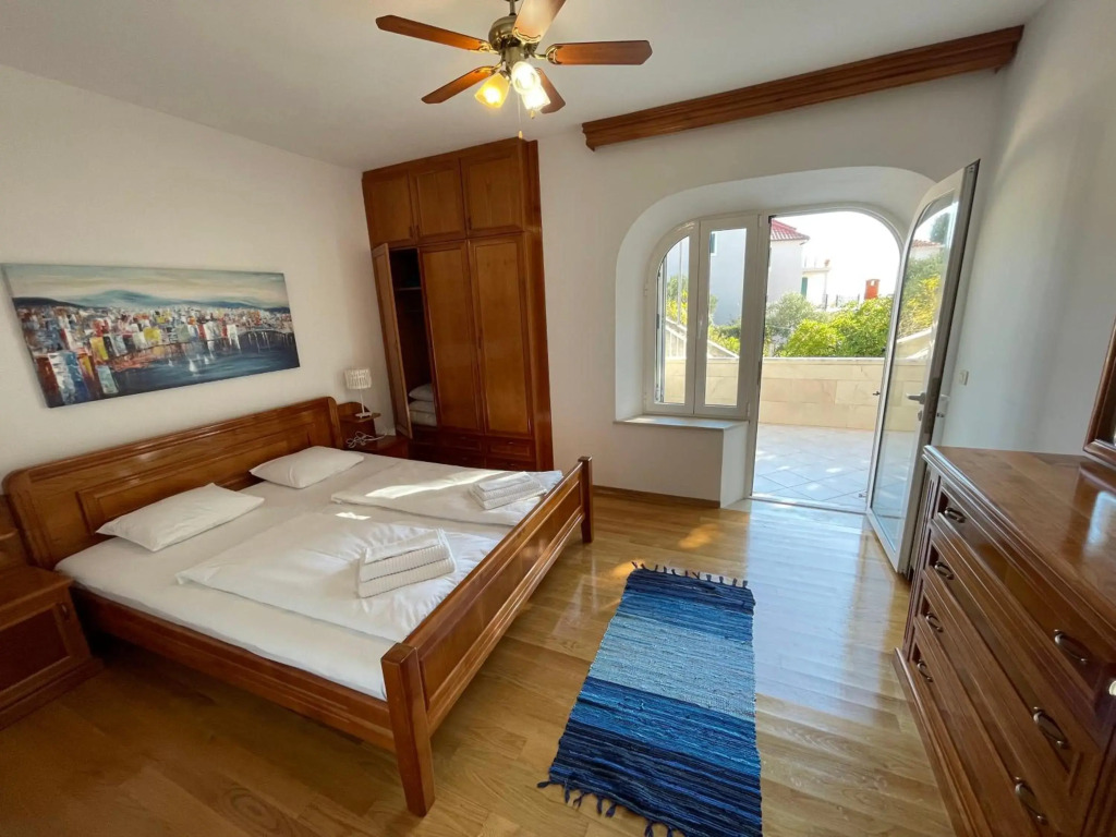 Miolin Beach House
