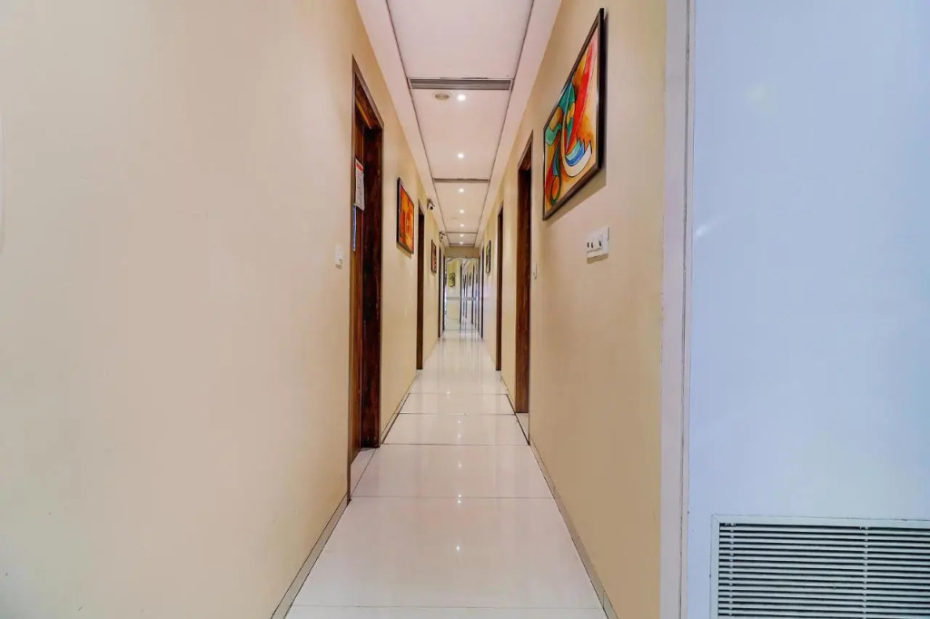 FabHotel Grand Heritage - Nr BKC