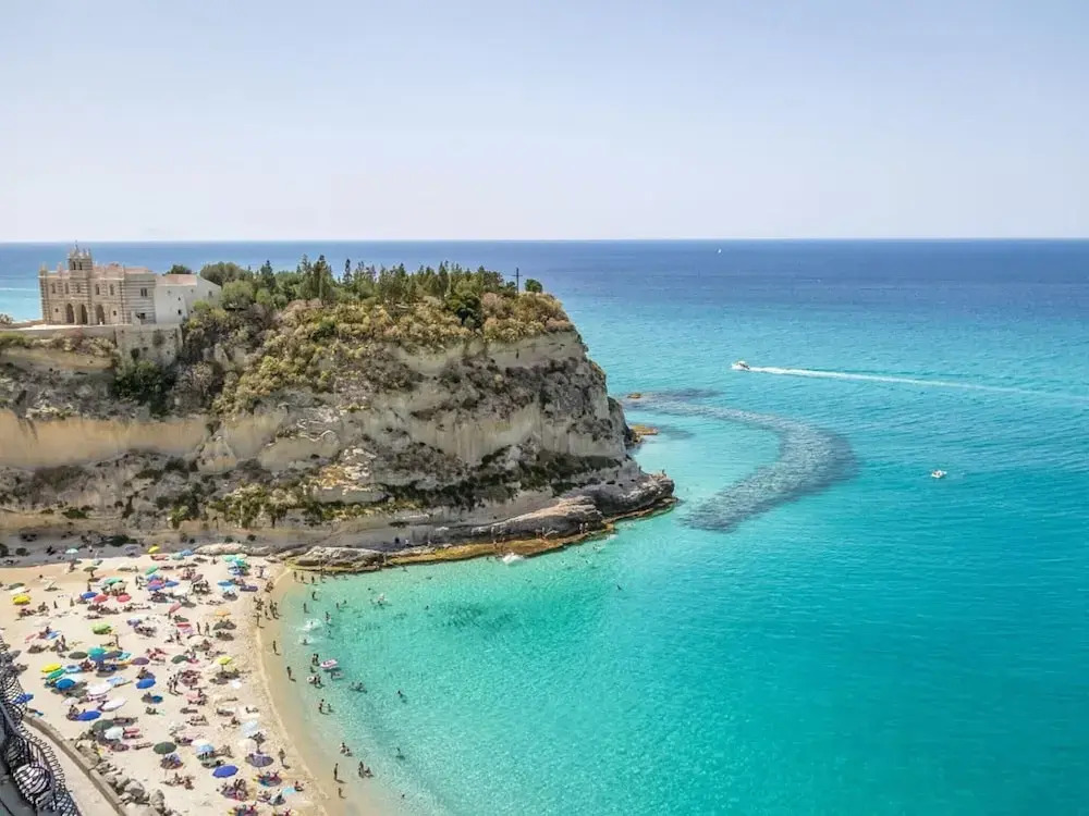 Holiday Home in Pizzo Near Tyrrhenian Sea