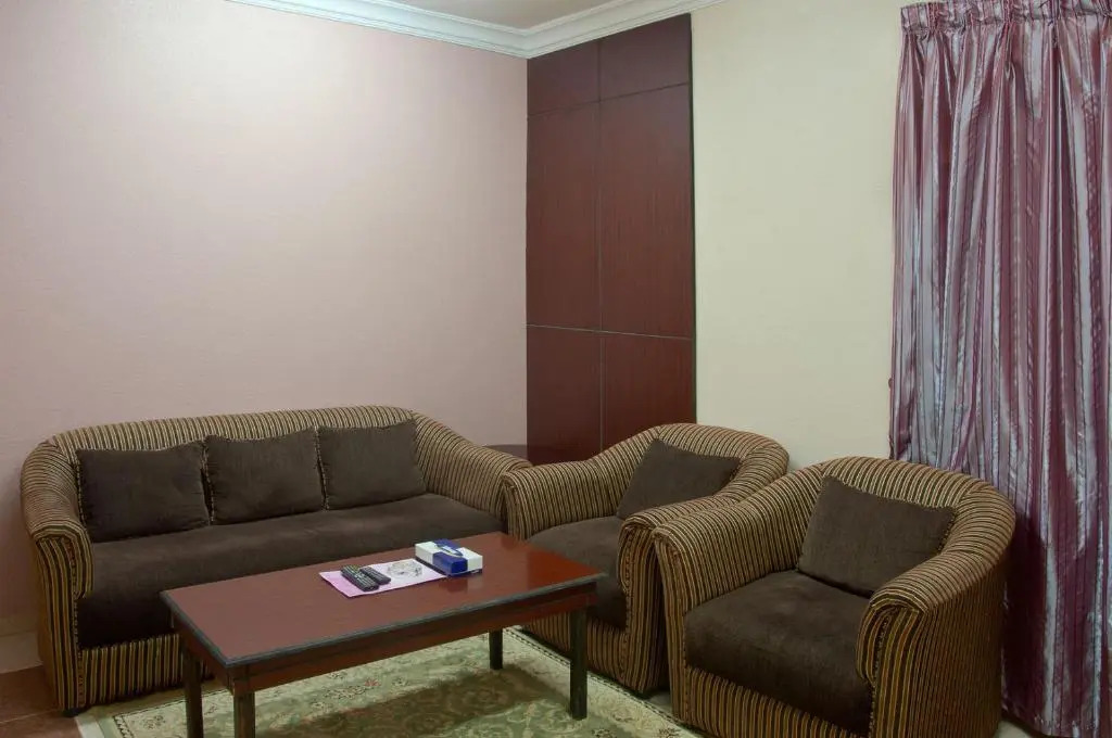Al Farhan Hotel Suites Al Siteen