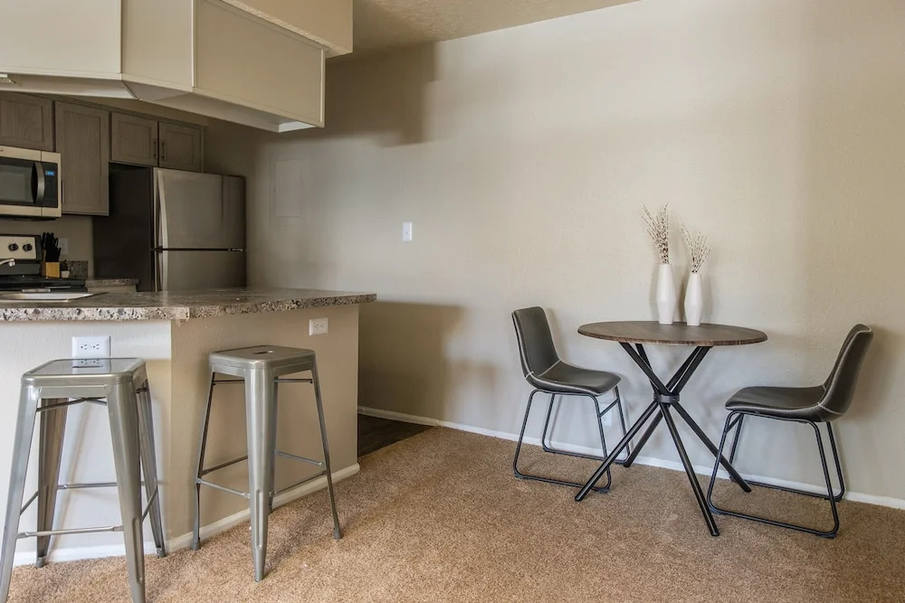 Eastside 1 & 2 BR Apts with balcony by Frontdesk