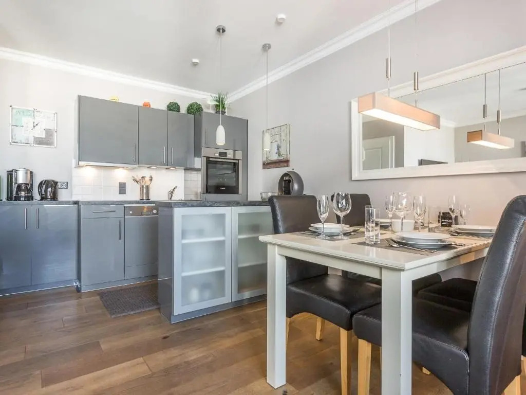 exklusive 3-Zimmer-Ferienwohnung im Herzen Westerlands