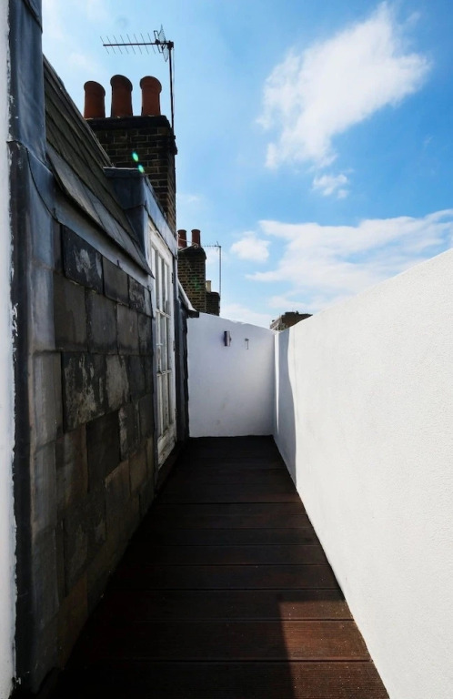 3-br Spacious Flat in Central London