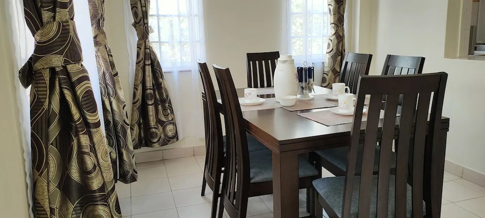 Azanza Mtwapa Holiday Home-B