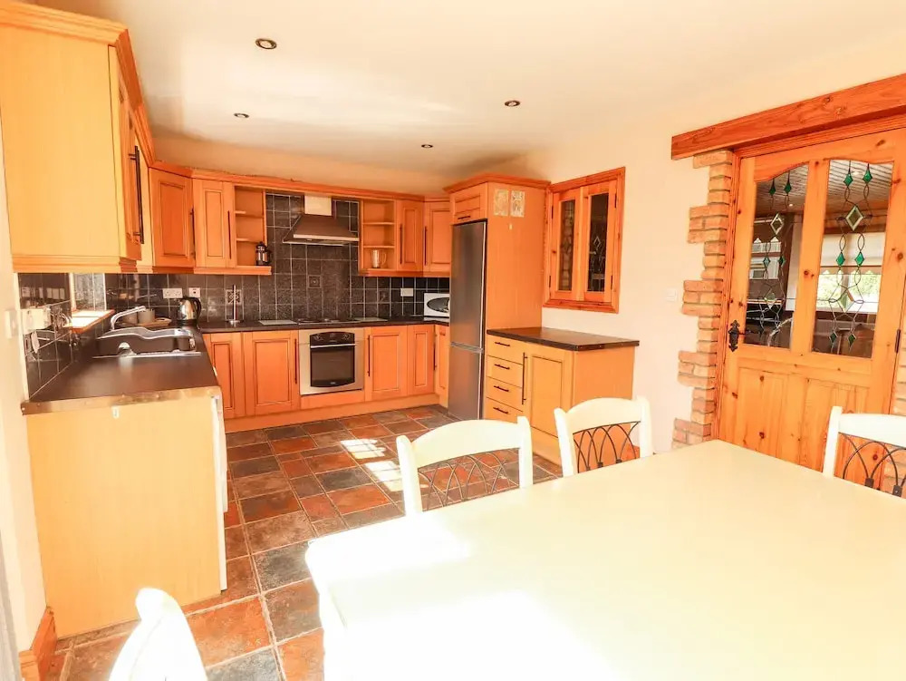 4 Killimer Road