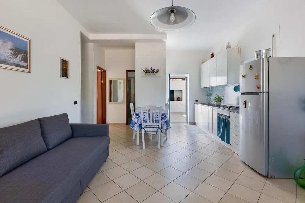 2957 Casa Uccio by Barbarhouse