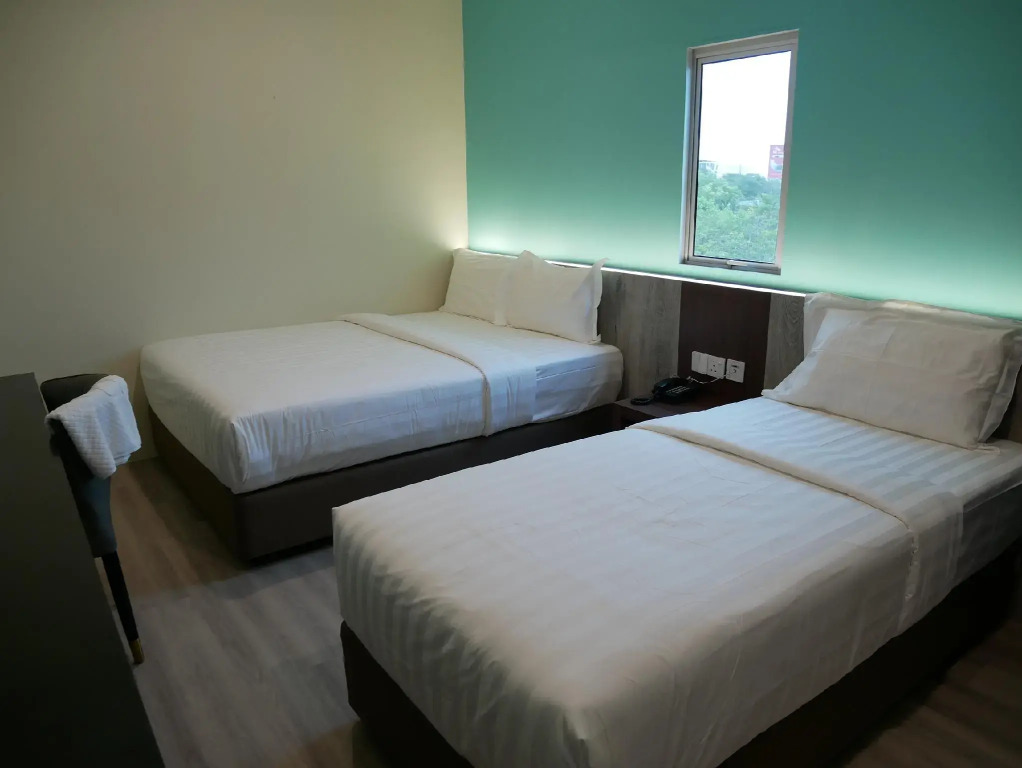Pantai Regal City Hotel