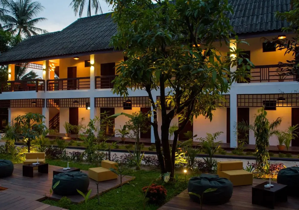 The Mandolis Hotel