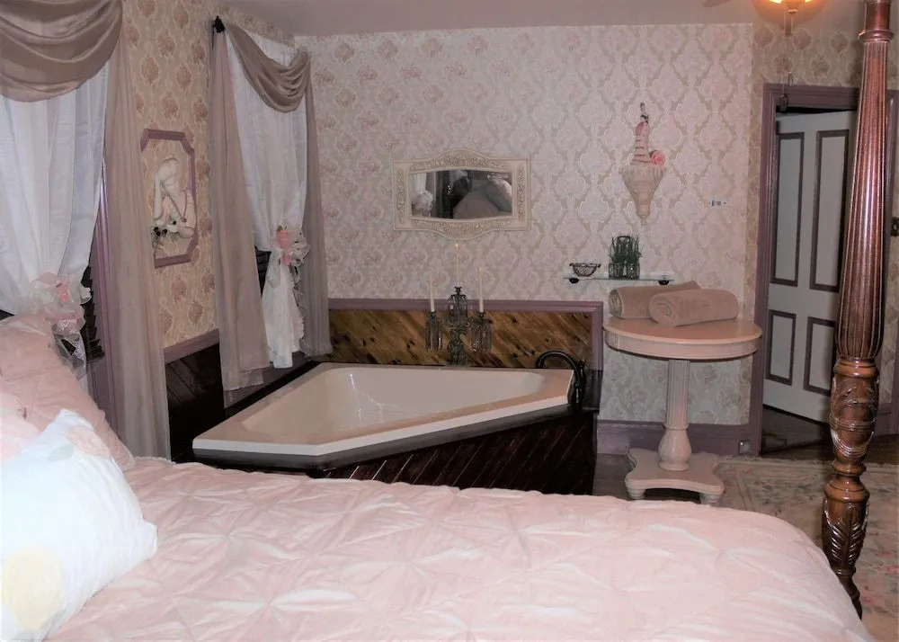Carriage Stop Bed & Breakfast