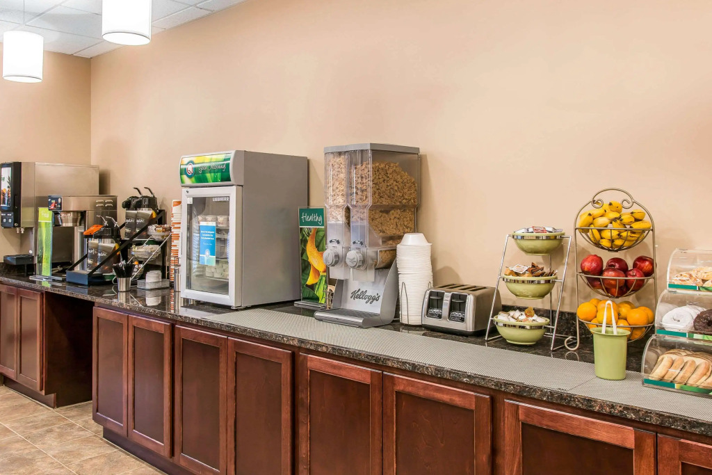Quality Inn & Suites Houghton Downtown