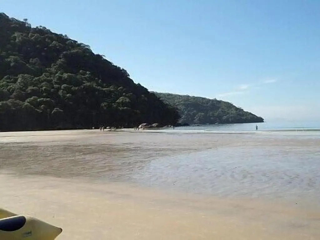 CASA 3Quartos-Condominio Verde Mar -Piscina Privativa- Wiffi -Praia da COCANHA !!! Próx à divisa com UBATUBA !!!