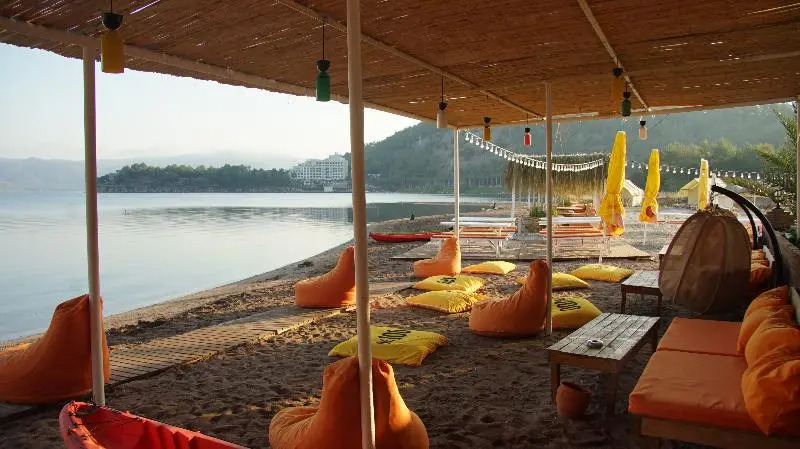 Zoe Glamping