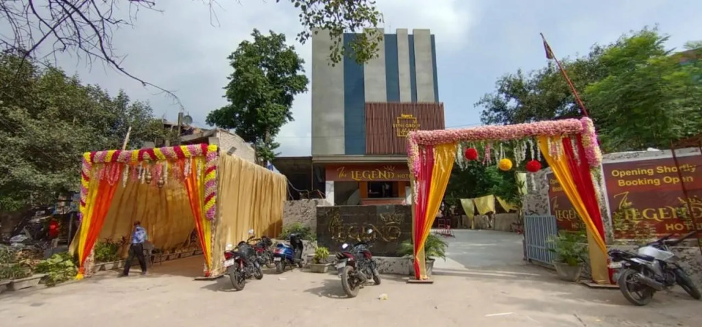 Hotel The Legend