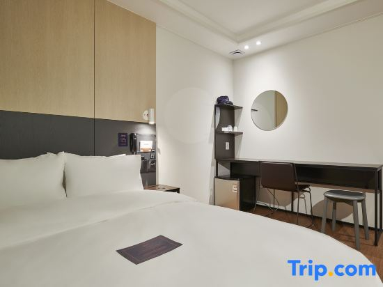 Gongju Singwan Just Stay Hotel