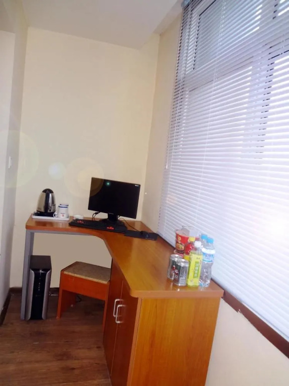 Yijia Hotel