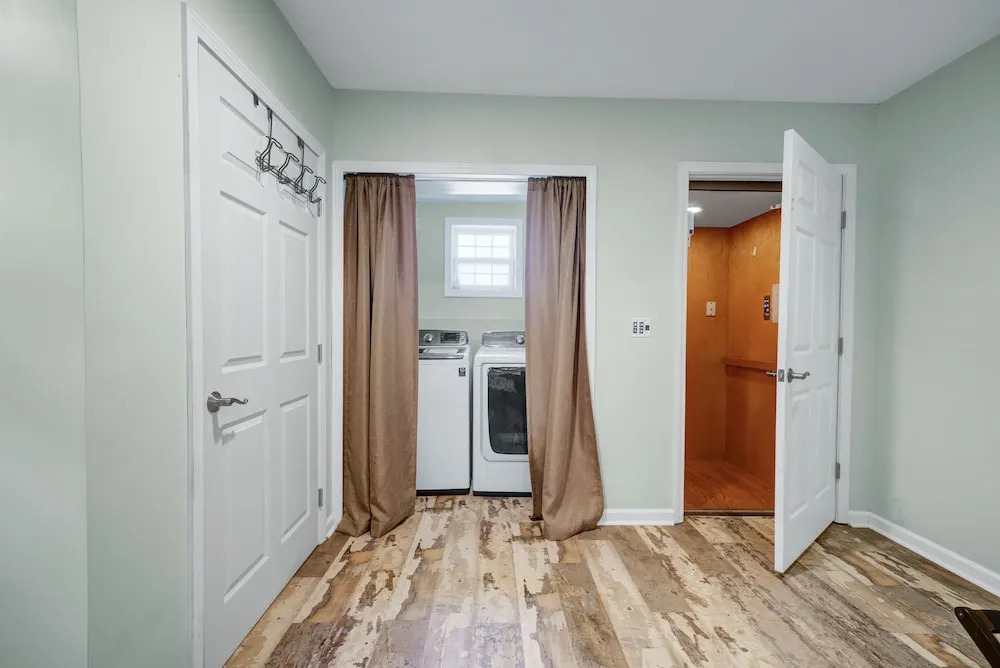 Swordfish #1 - 4 Br Duplex