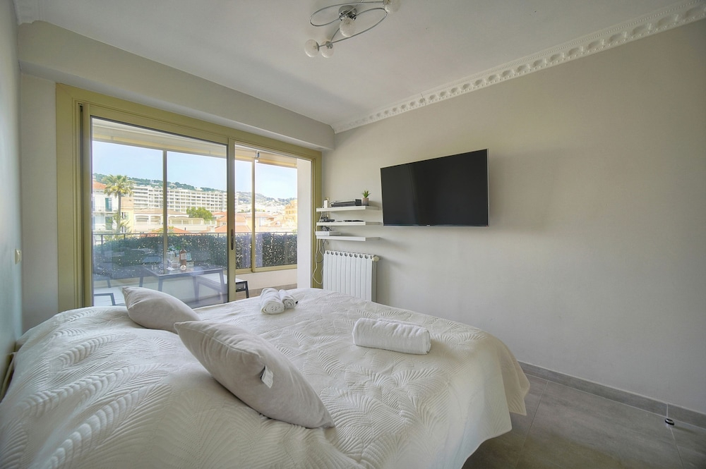 Ref 670723 in Cannes