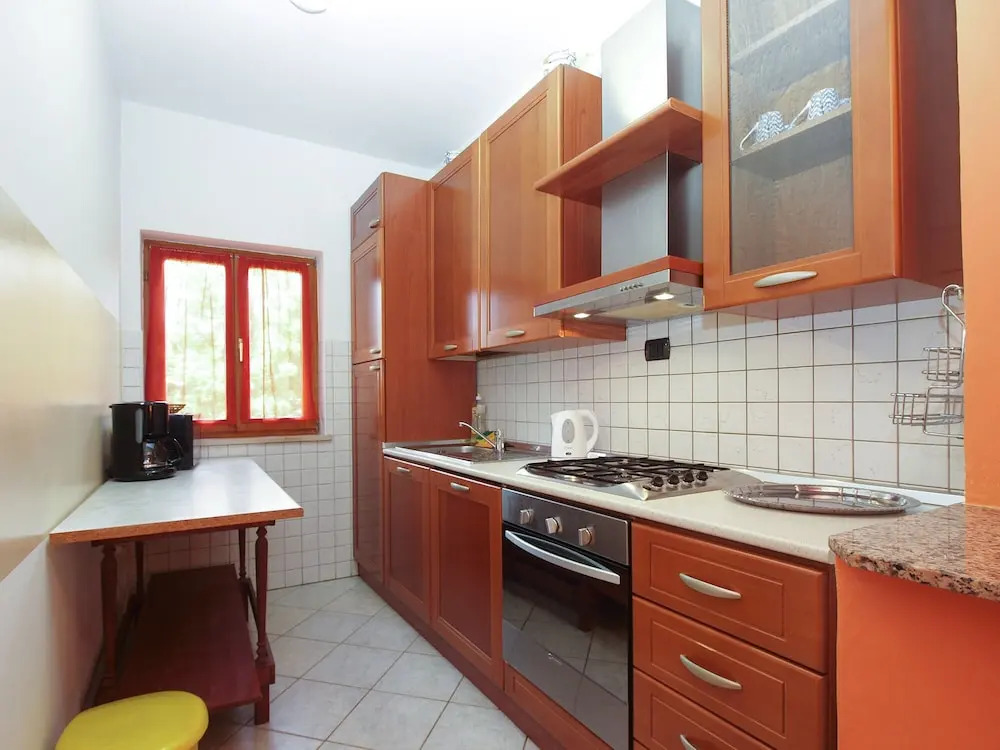 Apartment 1875