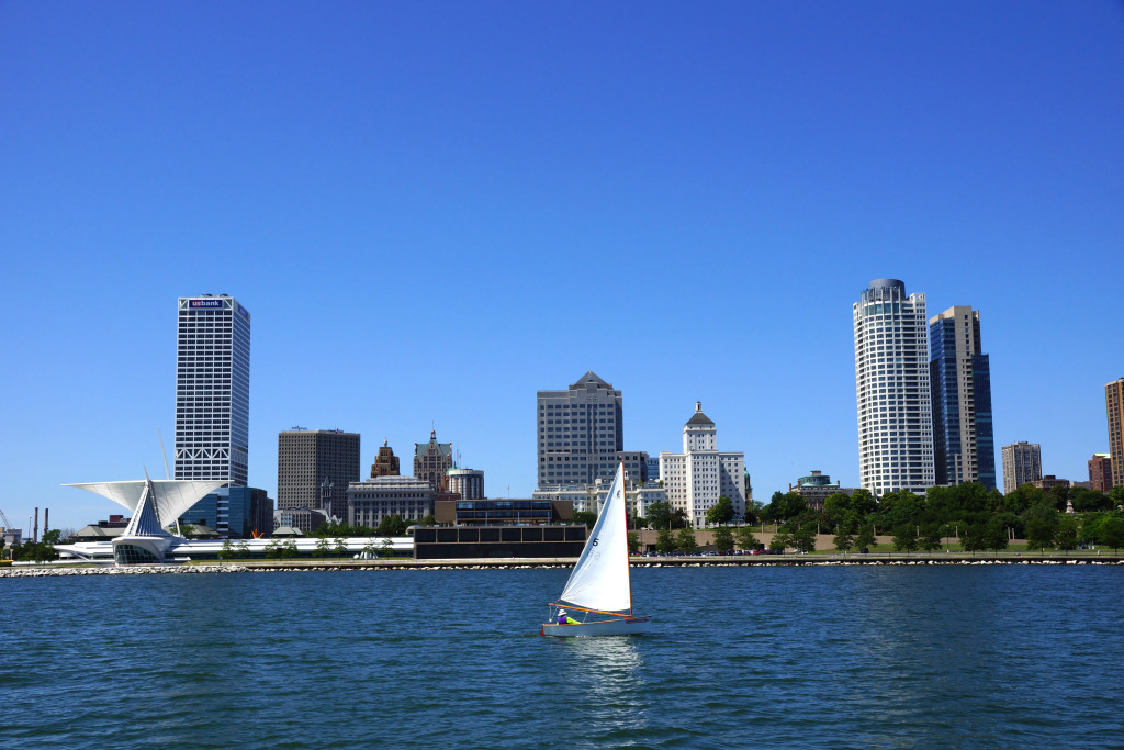 Crowne Plaza Milwaukee Airport by IHG