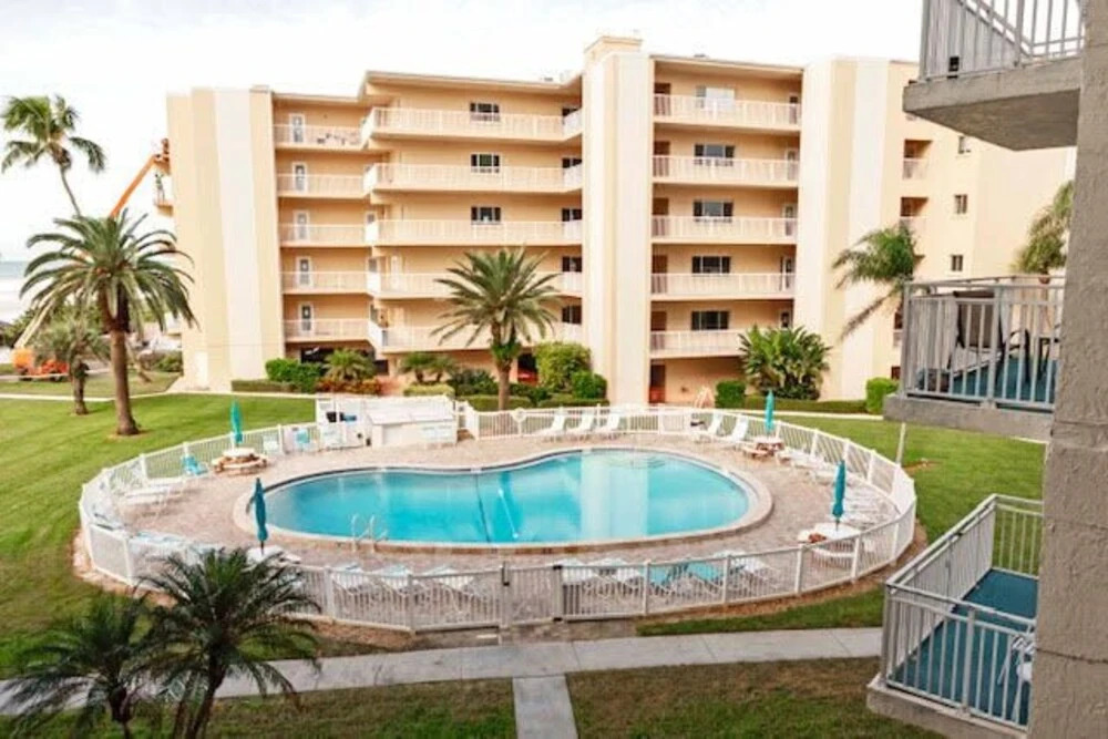 Jamaica Royale - 302 - 2 Br Condo