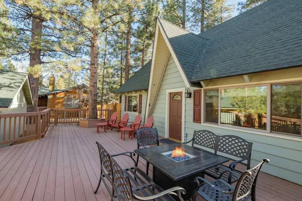 Star & Gem Cabin