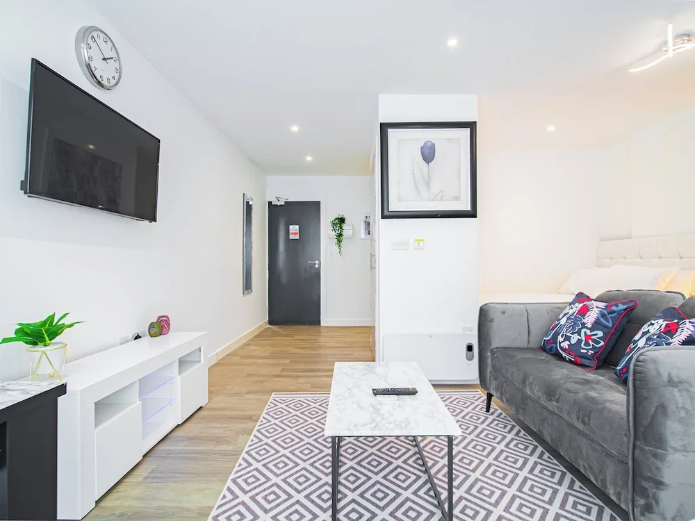 Avo Apartment - Modern Style & Great Location