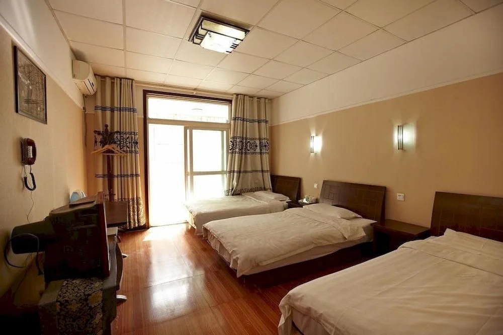 Yanying International Youth Hostel