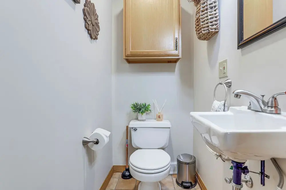 Townhome w/ Patio: 1 Mi to Clearfield Riverwalk
