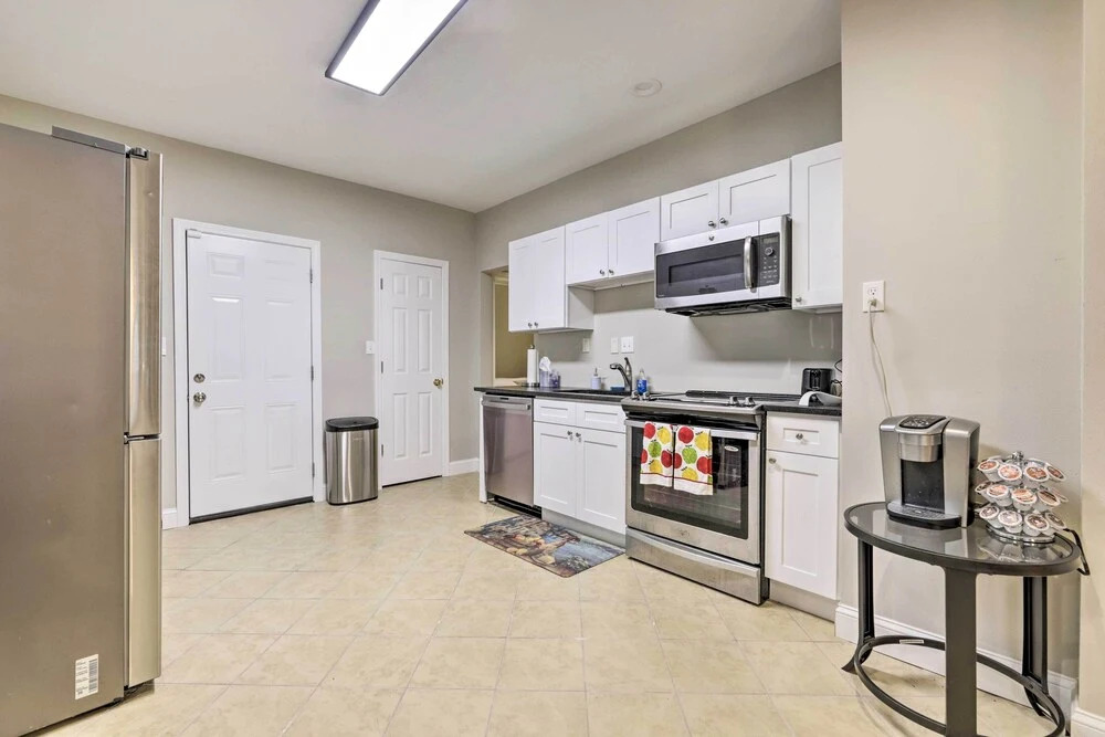 Cozy Springfield Apartment, Close to Parks!