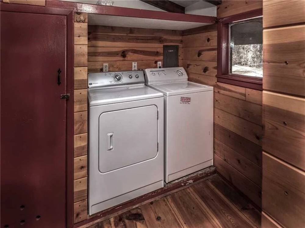 Big Bear, 3 Bedrooms, Stone Fireplace, Midtown, Sleeps 10