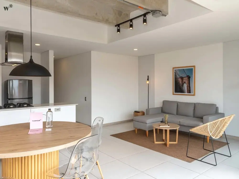 w Amazing 2BR w/ AC in Laureles