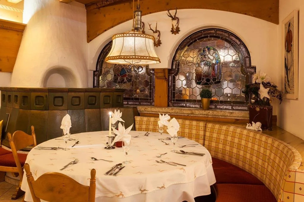 Hotel CENTRAL Bar & Restaurant