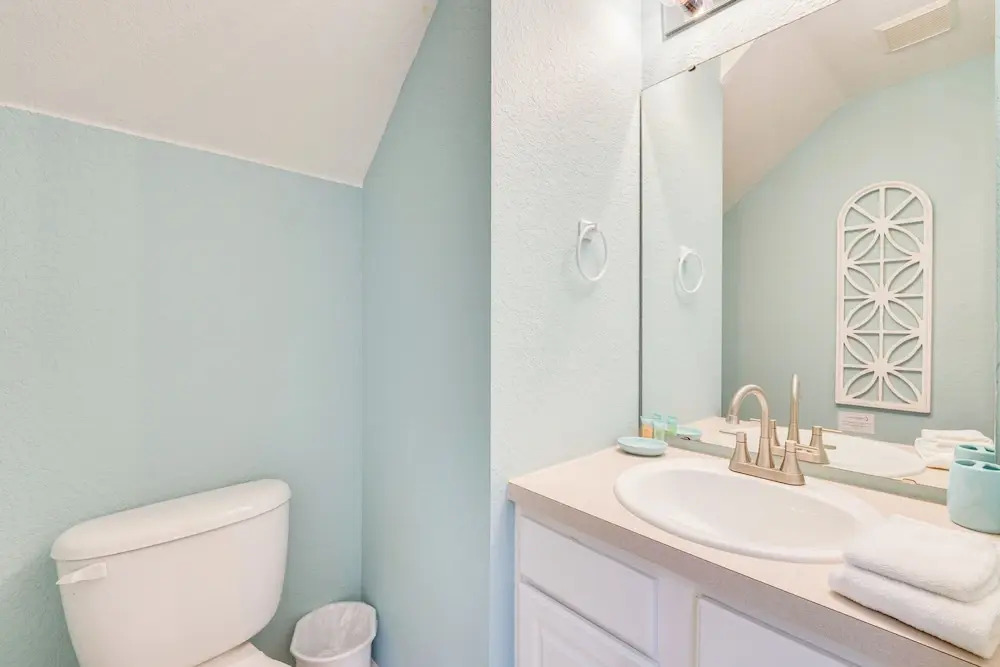 3 Mi to Disney: Family-friendly Home!