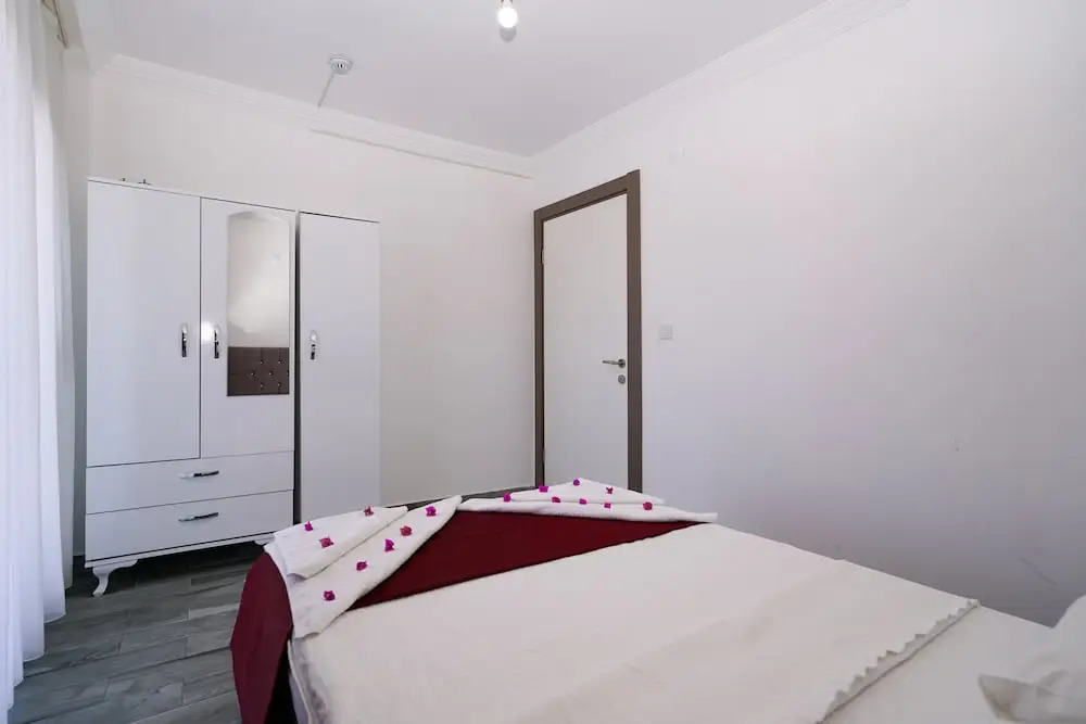ÇİÇEK APART OTEL