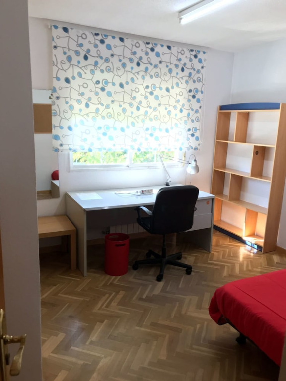 Residencias Universitarias Jose Luis 64