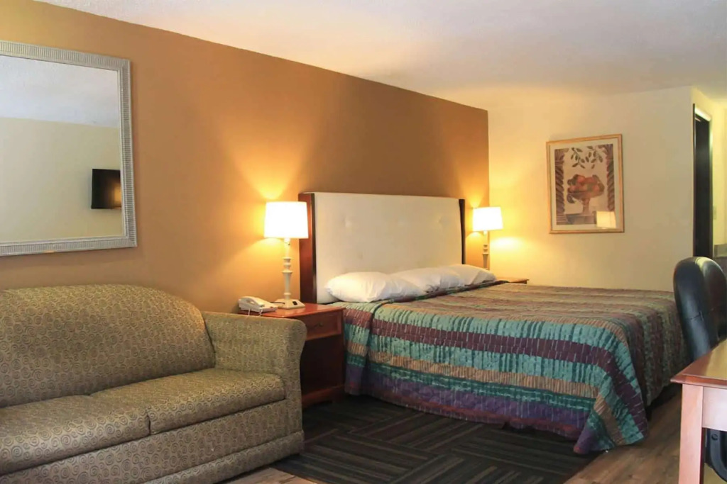Travelodge by Wyndham Laurel Ft Meade Near NSA