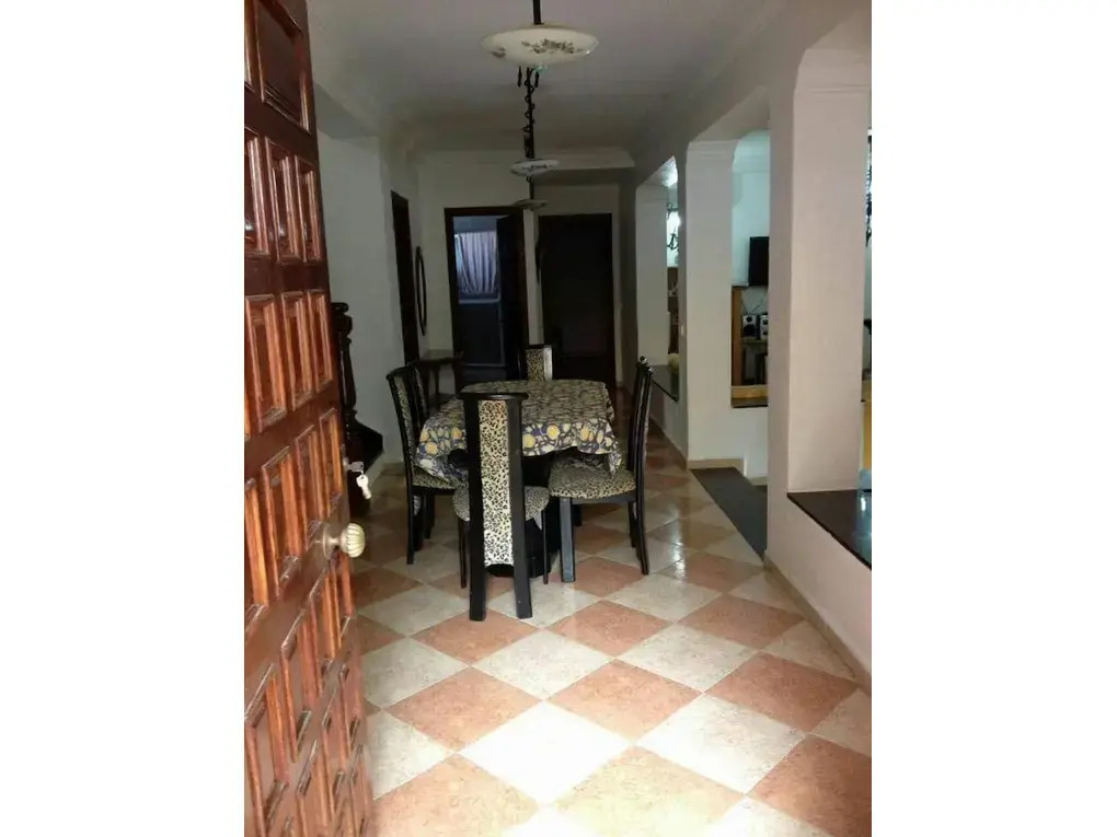 Villa Issam