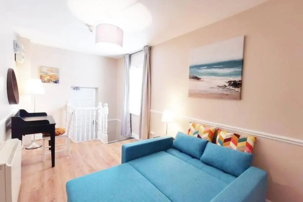 Spacious 2bed apartment city centre