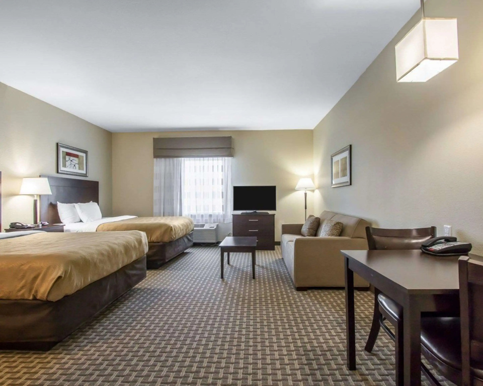 MainStay Suites Meridian - Bonita Lakes