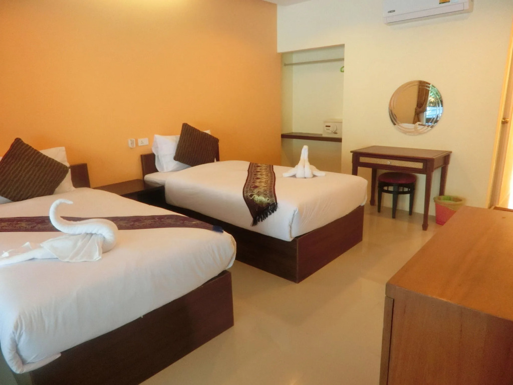 family guesthouse chaweng