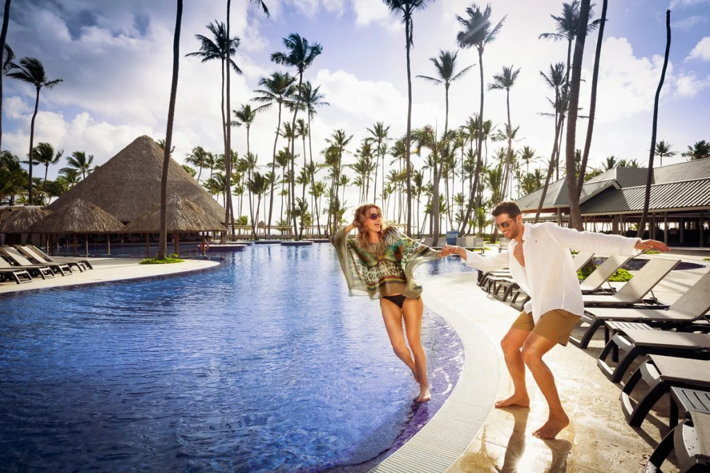 Barcel\u00F3 Bavaro Beach & Convention Center