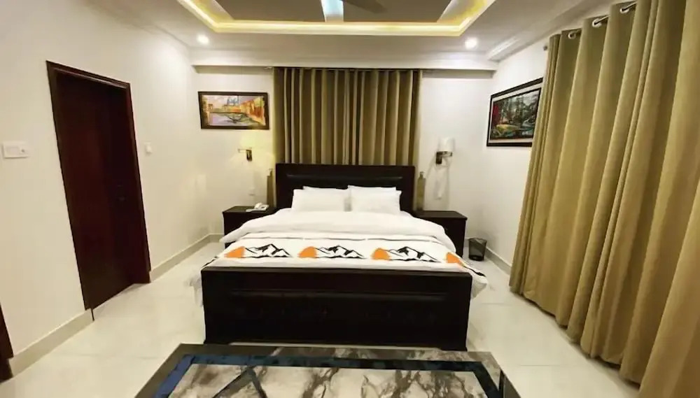 Insignia Resorts