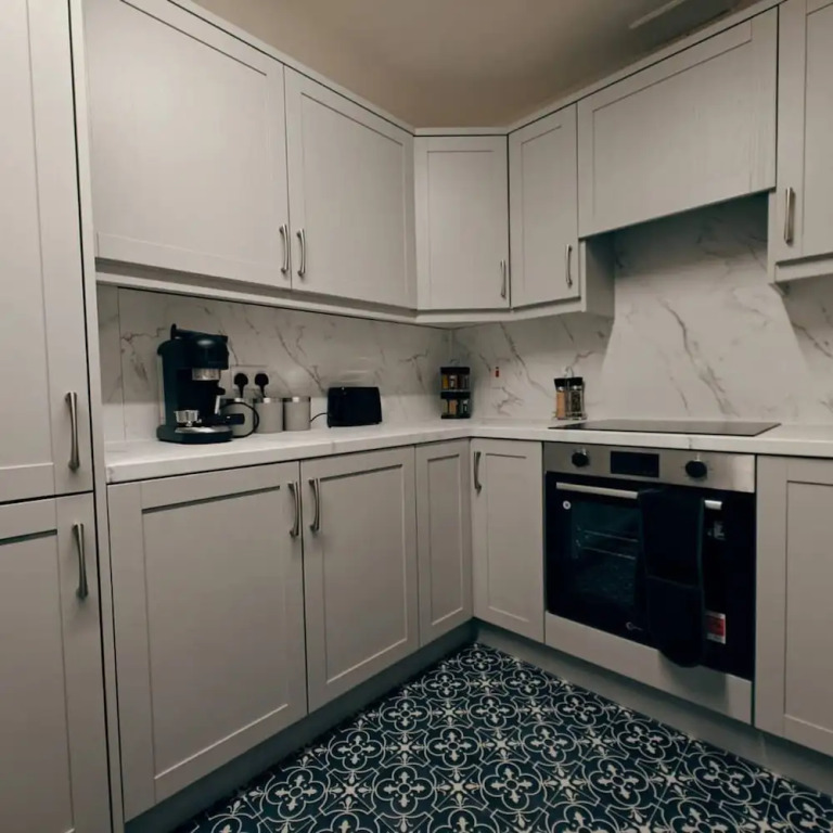 3br Ormeau Chic House