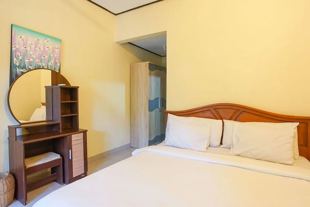 Ginas guest house