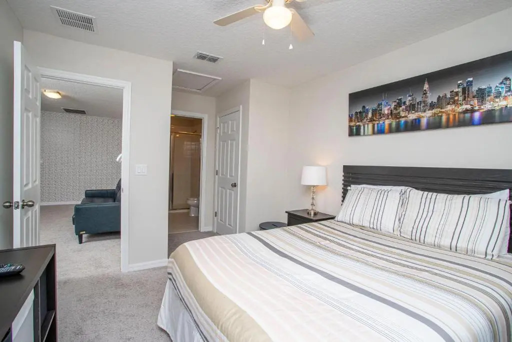 Family Friendly Four Bedroom w Pool Solararesort 1517